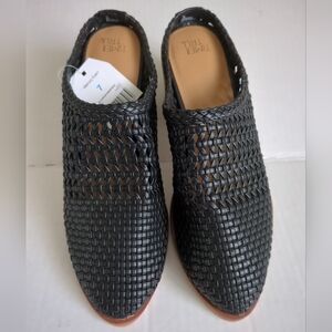 Time & Tru Mules Womens Size 7 Black Laser Cut Stacked Heel Clog Slides  NWT